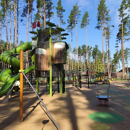 Flip-Flops Apartment Jurmala With Free Parking ภายนอก รูปภาพ