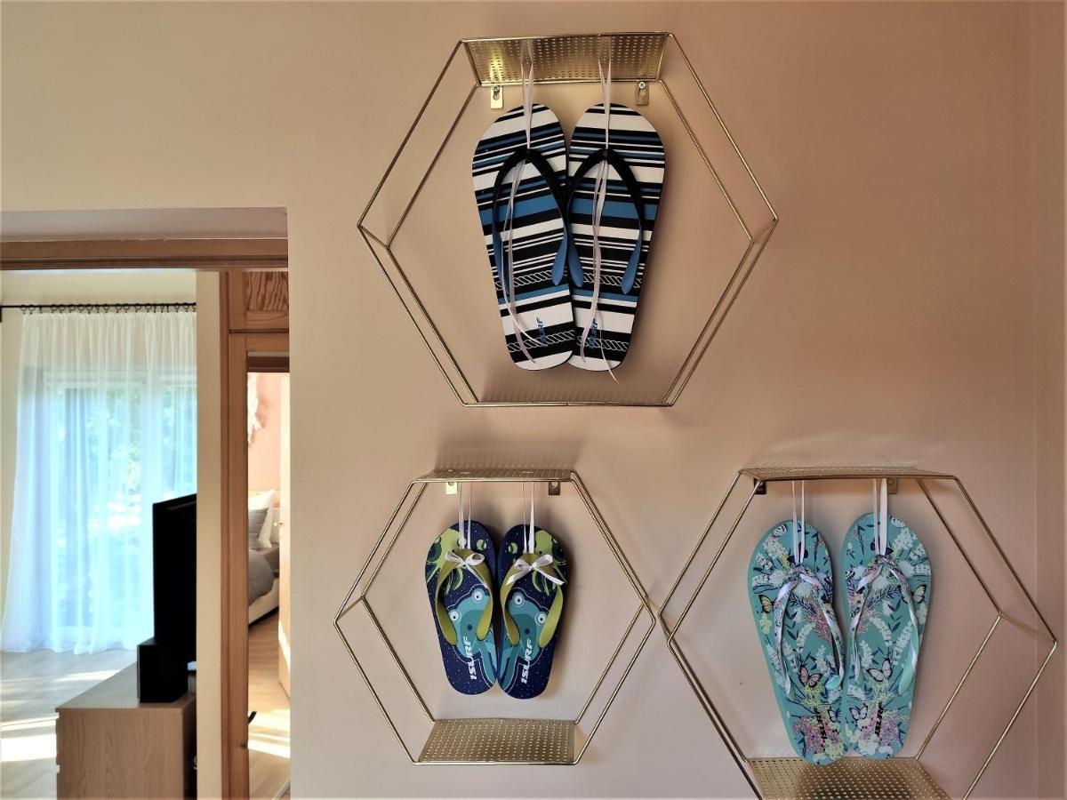 Flip-Flops Apartment Jurmala With Free Parking ภายนอก รูปภาพ