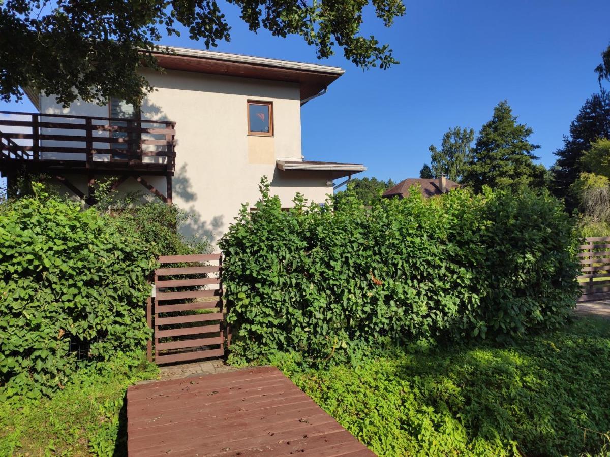 Flip-Flops Apartment Jurmala With Free Parking ภายนอก รูปภาพ