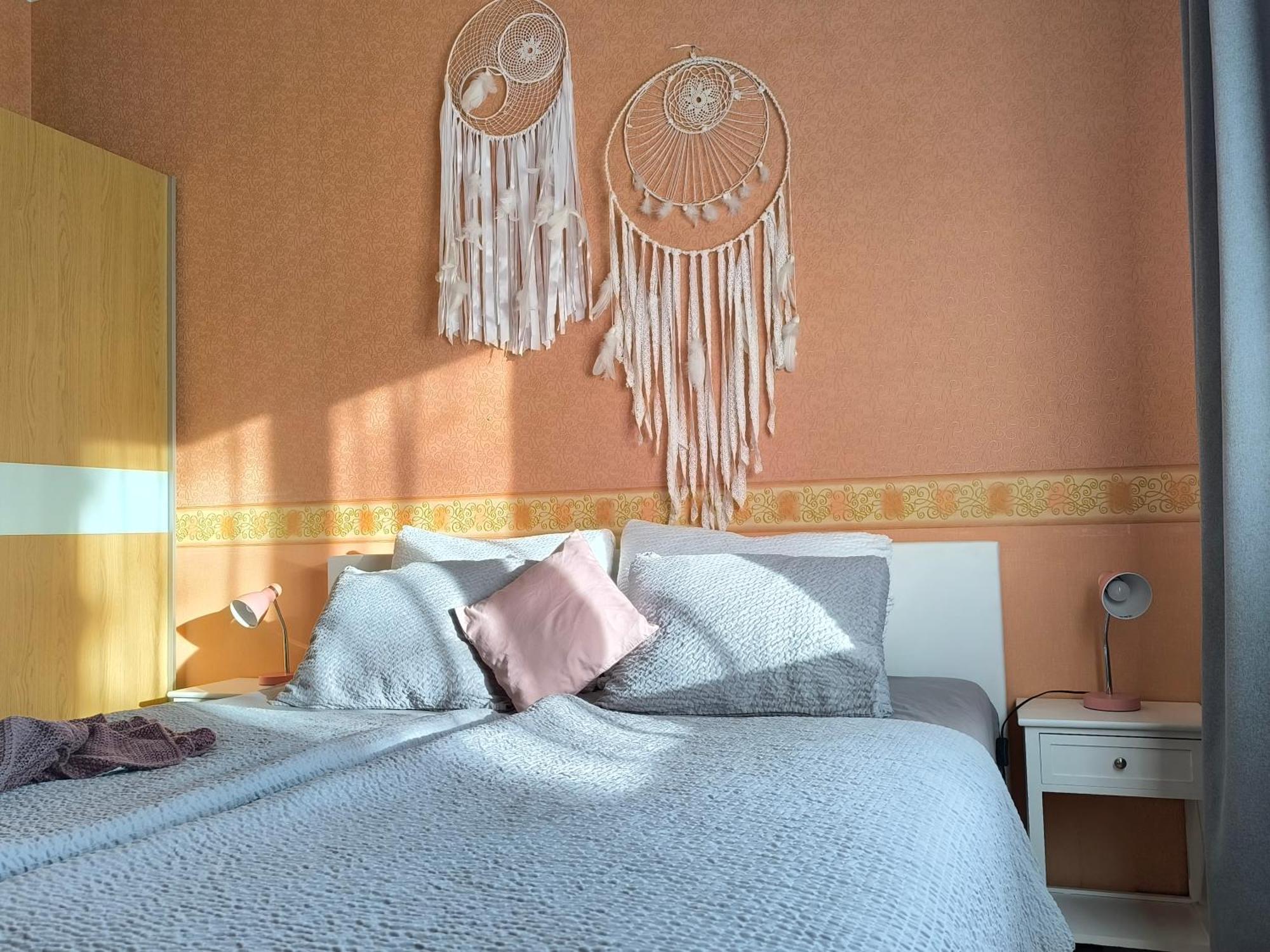 Flip-Flops Apartment Jurmala With Free Parking ภายนอก รูปภาพ