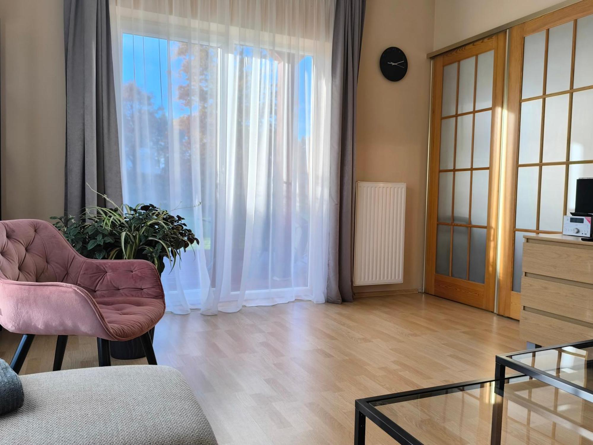 Flip-Flops Apartment Jurmala With Free Parking ภายนอก รูปภาพ